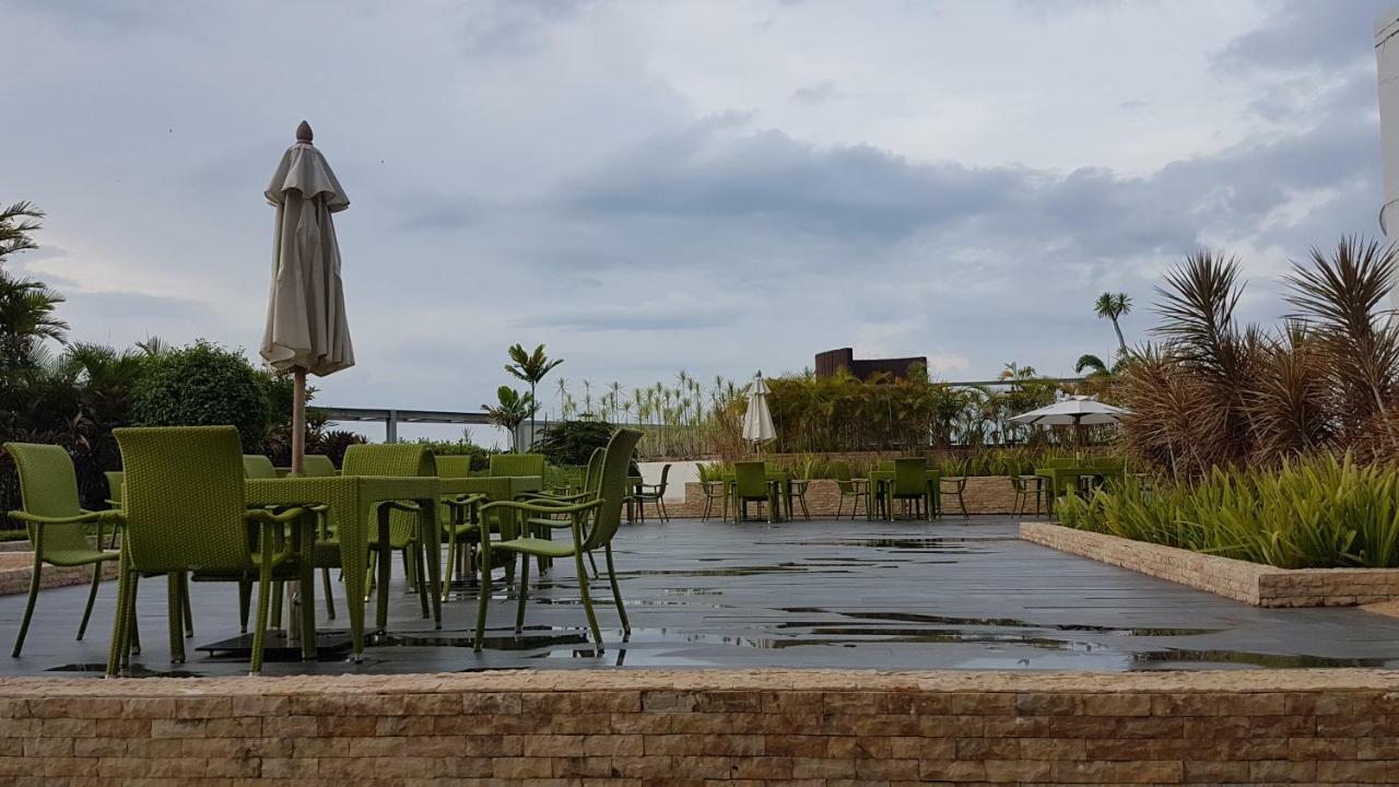 Ferienwohnung Mactan Newtown Ocean View 360 Degree Lapu-Lapu City Exterior foto
